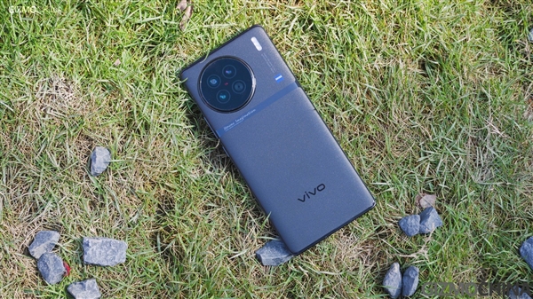 天玑王中之王！vivo X100疯狂堆料：这下稳了