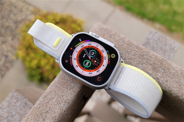 苹果手表10岁生日：Apple Watch会有王炸款吗 我看难