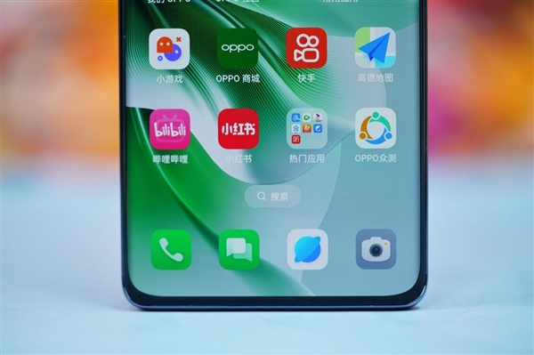 宝石圆盘摄像头夺目！OPPO Reno11图赏