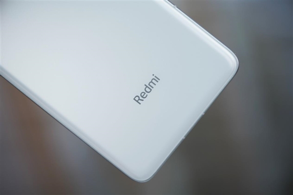 新一代性能魔王！Redmi K70至尊版图赏